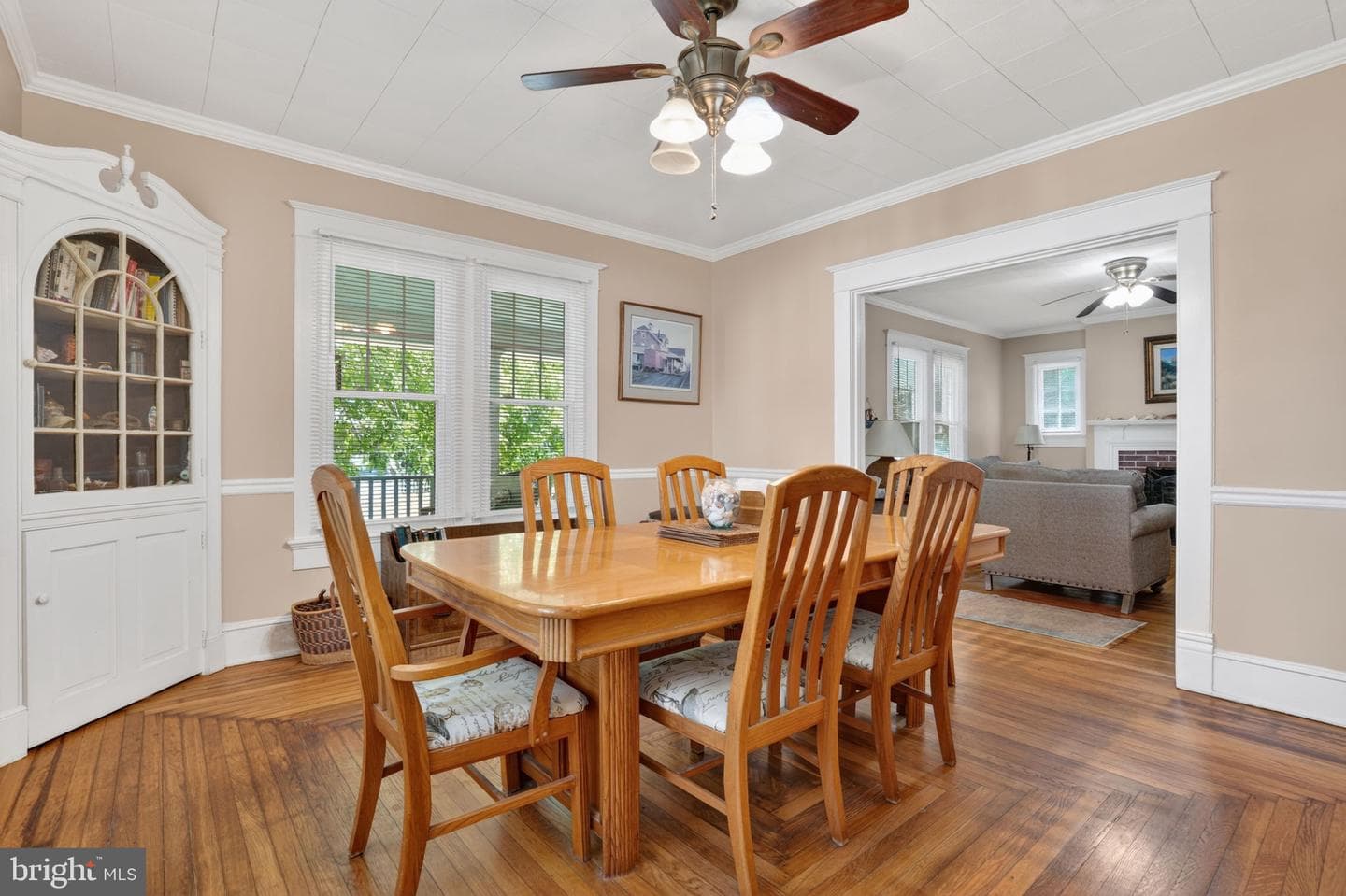 24222 Catherine Street photo 12