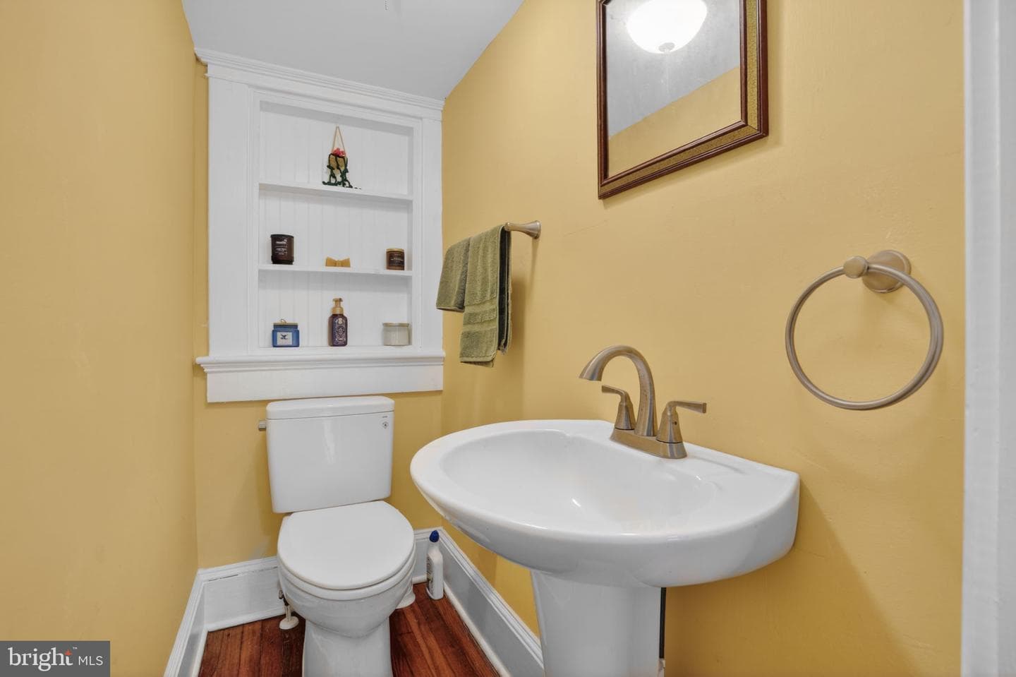 24222 Catherine Street photo 23