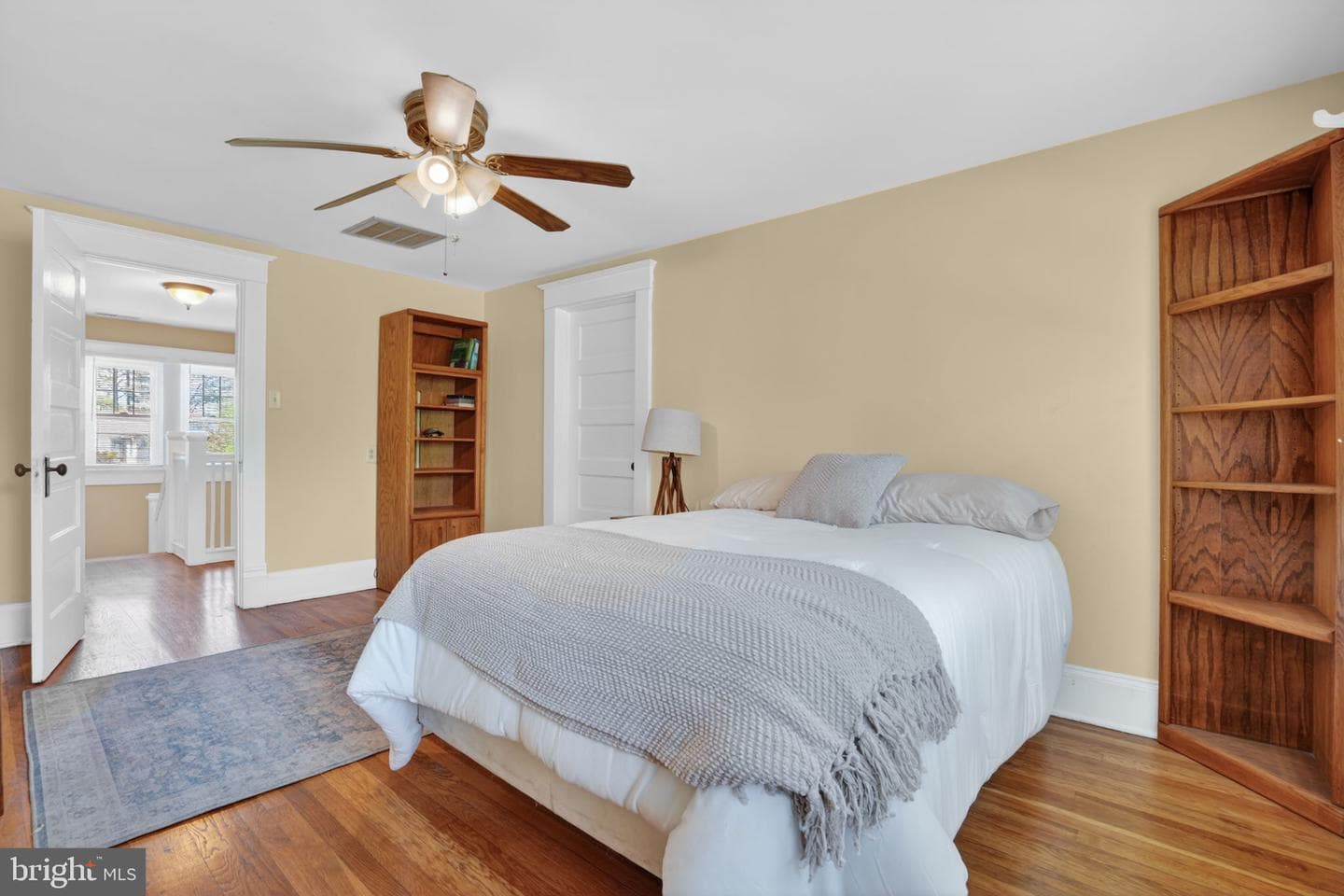 24222 Catherine Street photo 28