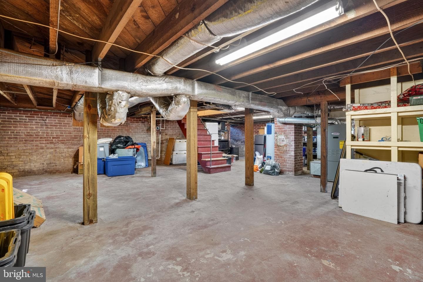 24222 Catherine Street photo 37