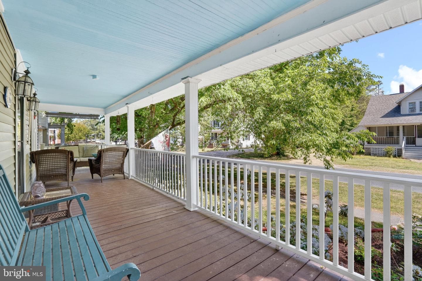 24222 Catherine Street photo 4