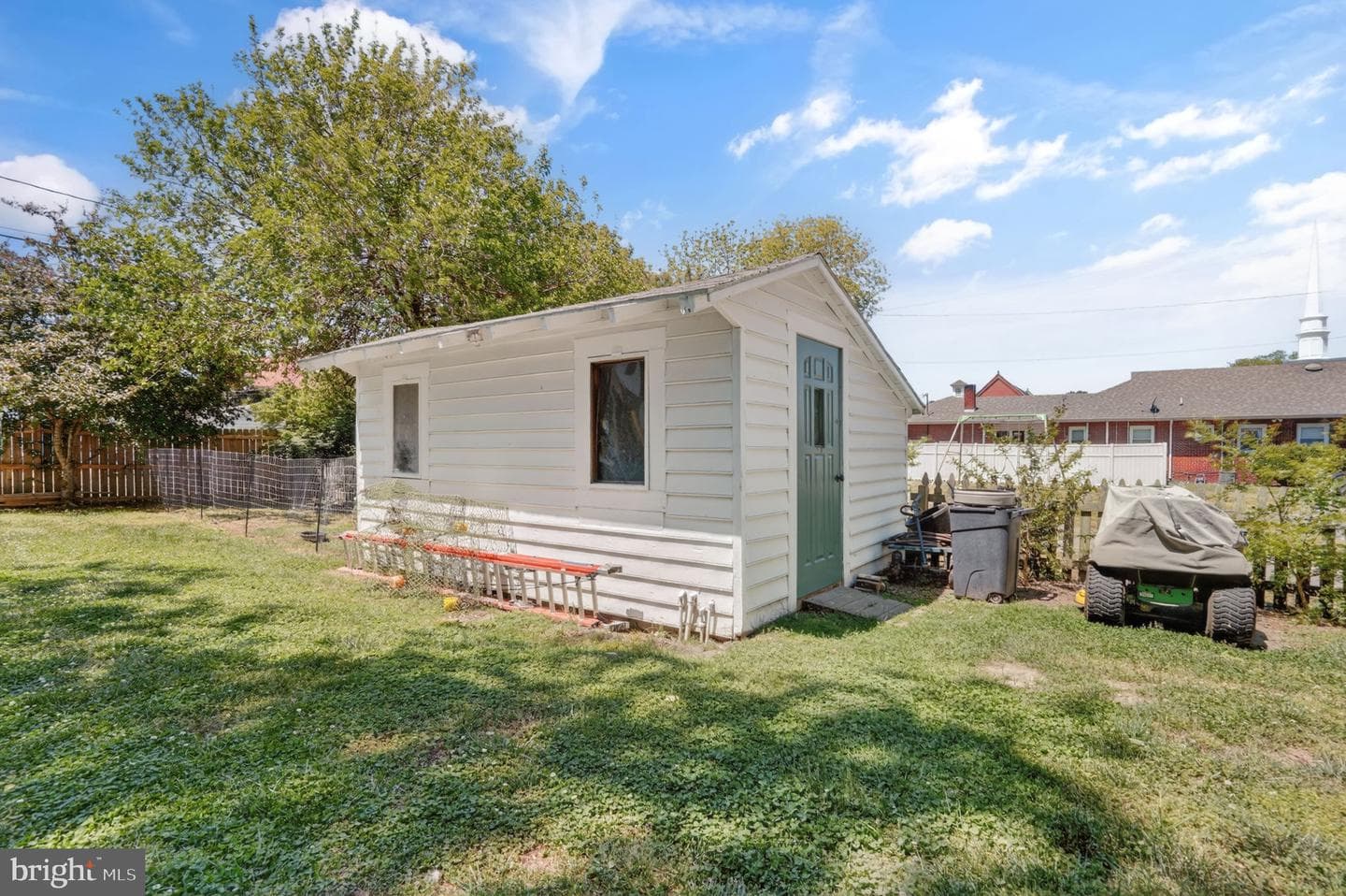 24222 Catherine Street photo 46