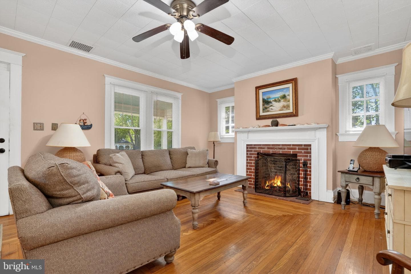 24222 Catherine Street photo 7