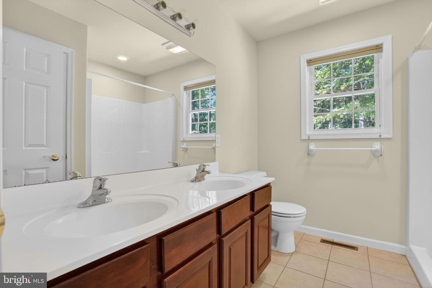 2347 Mayflower Drive photo 19
