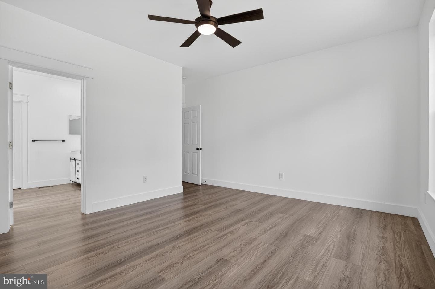 3077 Navigator Drive photo 18