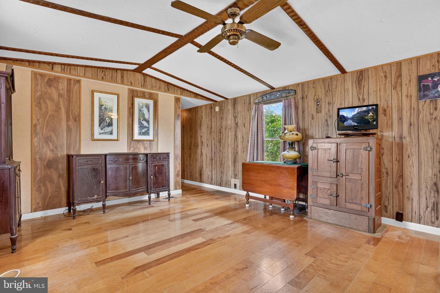 8145 Seashell Drive photo 3