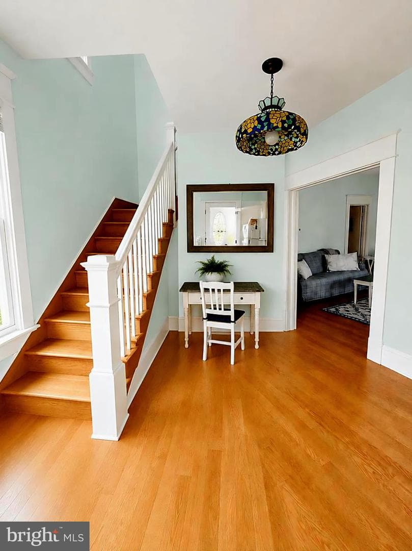 8 South Street photo 14