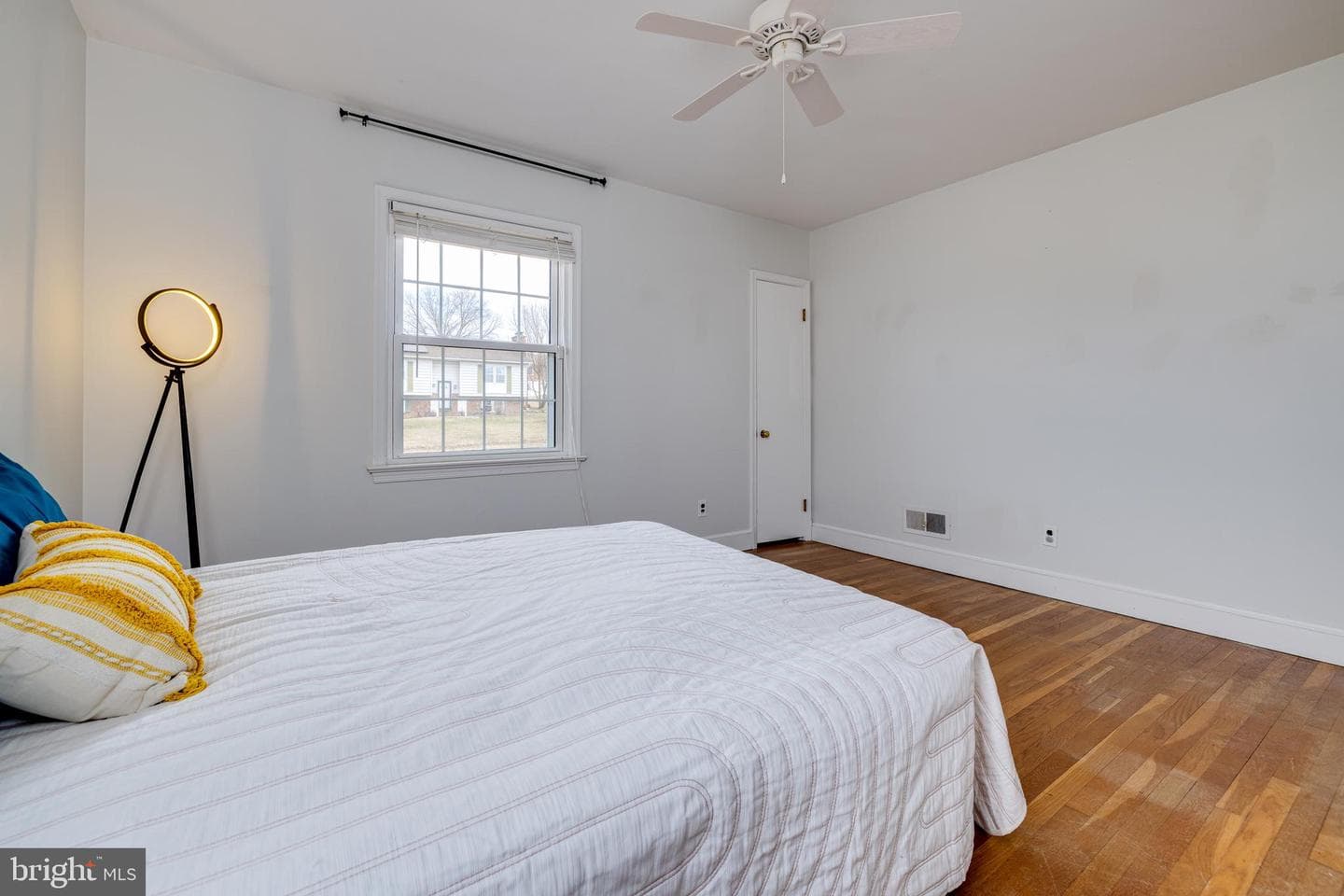 111 Skyview Circle photo 23