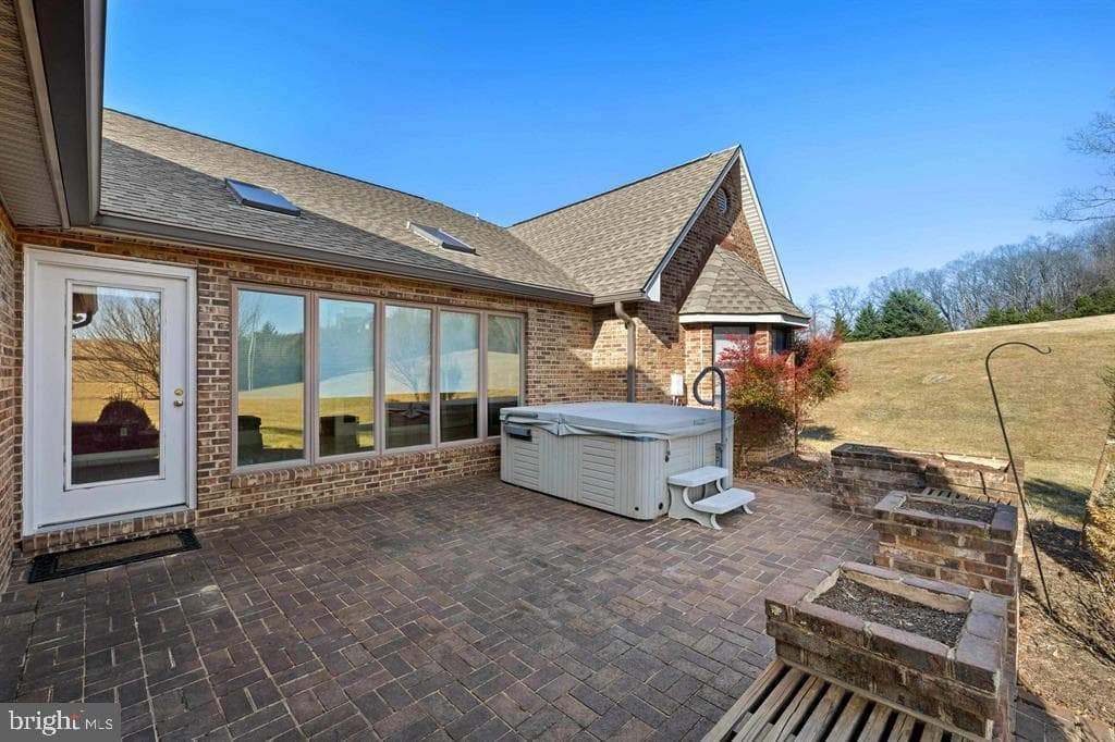 147 Bon Lea Drive photo 12
