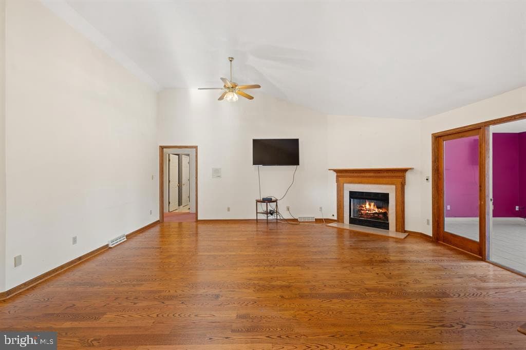 147 Bon Lea Drive photo 31