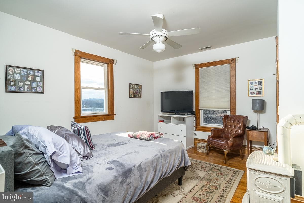 187 Houff photo 28