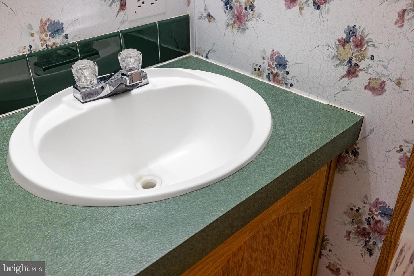 38 Maggie Lane photo 49