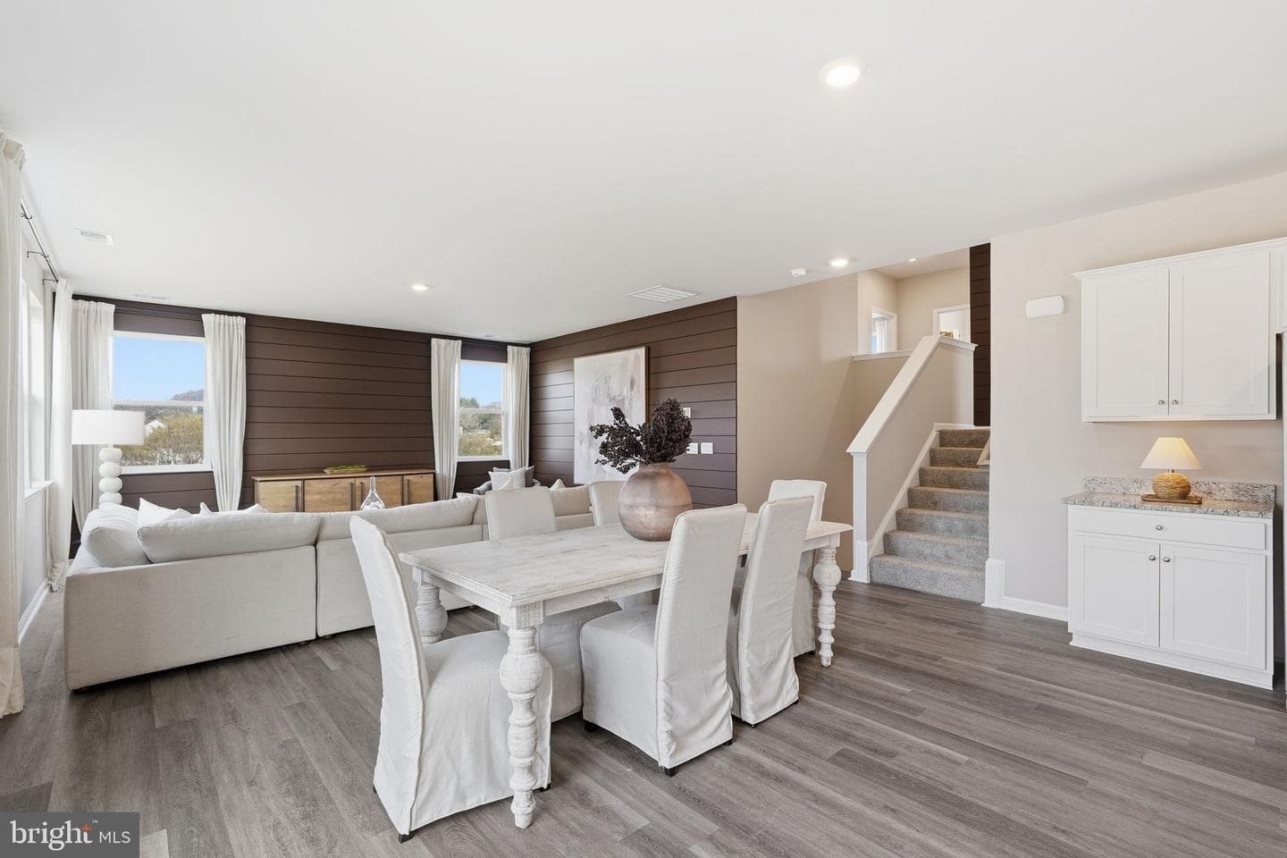 7 Lexington Lane photo 13