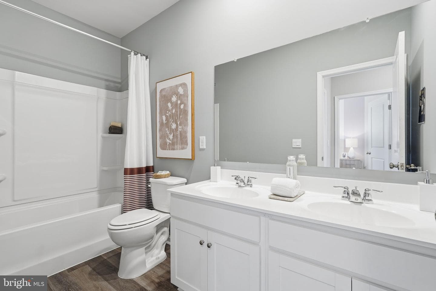 7 Lexington Lane photo 33