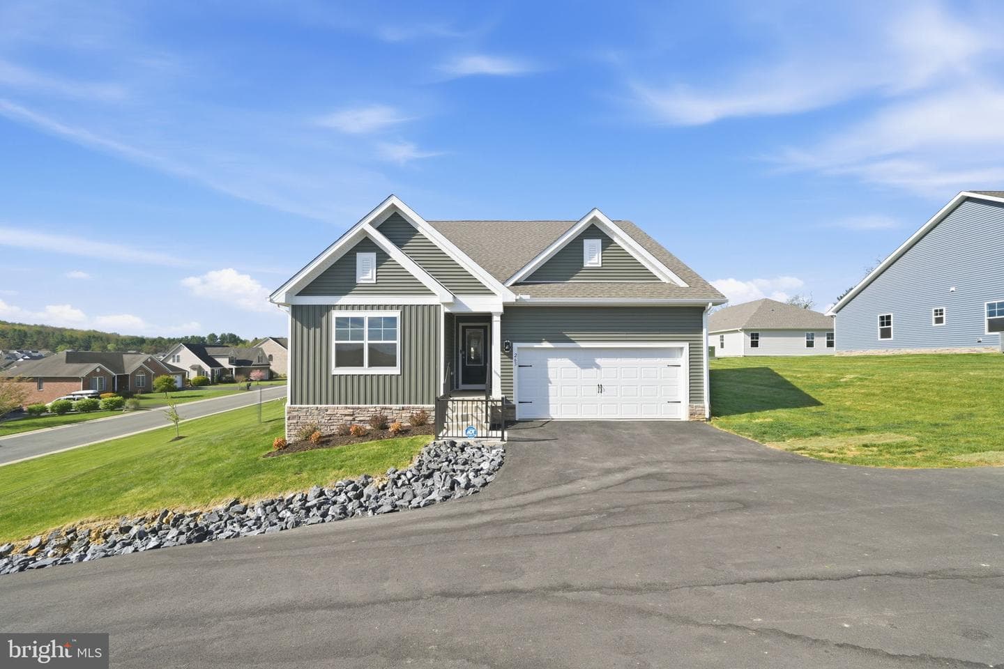 263 Heather Lane photo 35