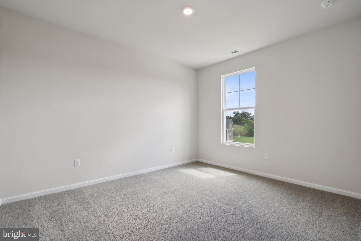99 Fairfield Drive photo 20