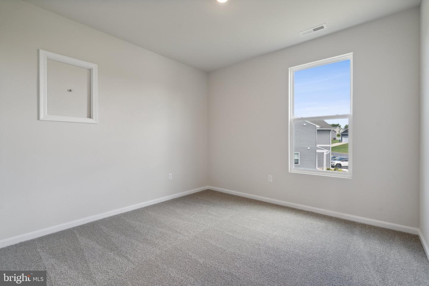 99 Fairfield Drive photo 22