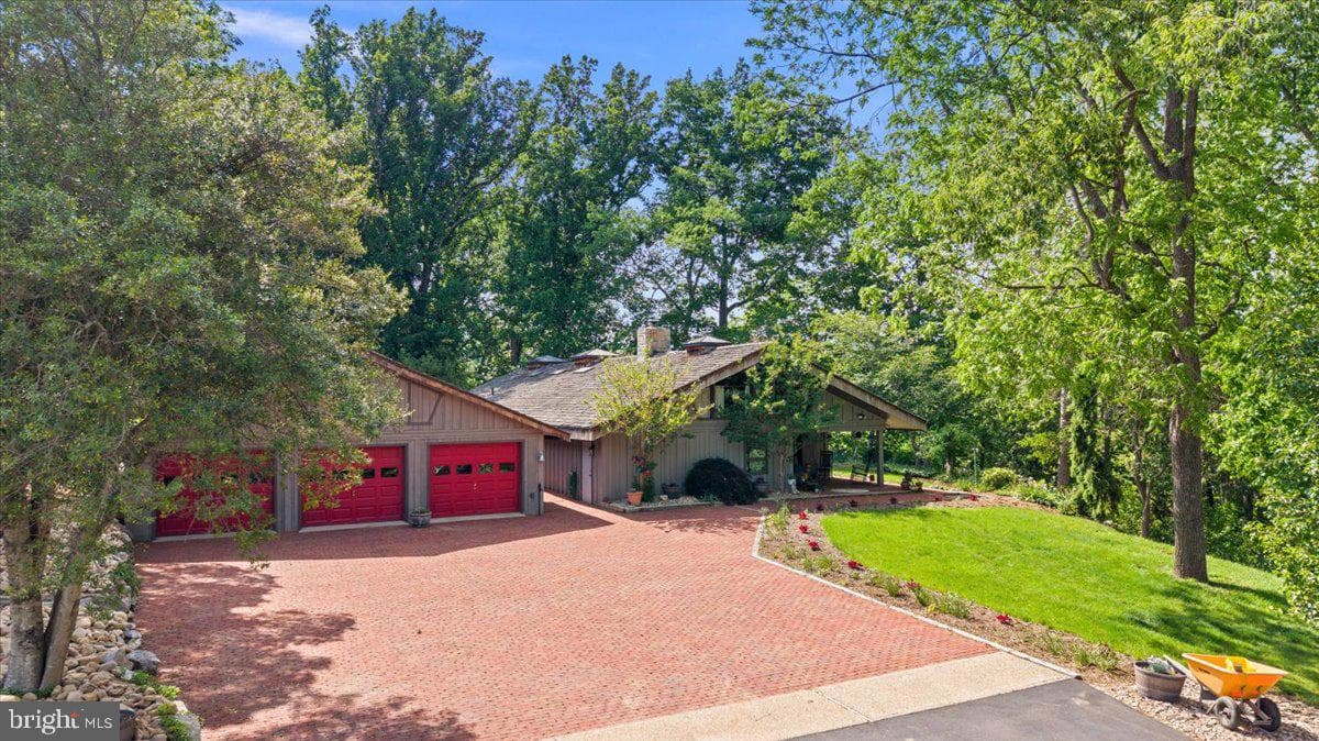 356 River View Drive photo 4