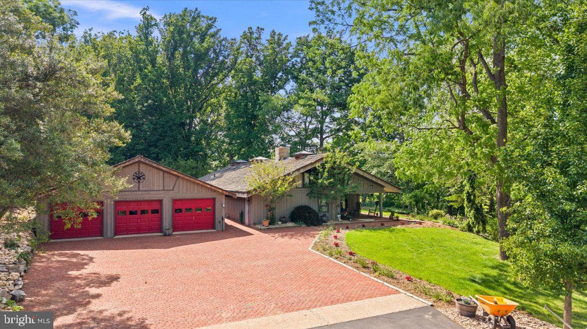 356 River View Drive photo 6
