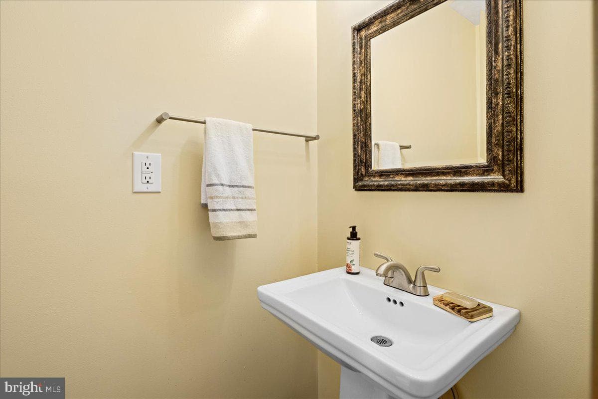 356 River View Drive photo 80