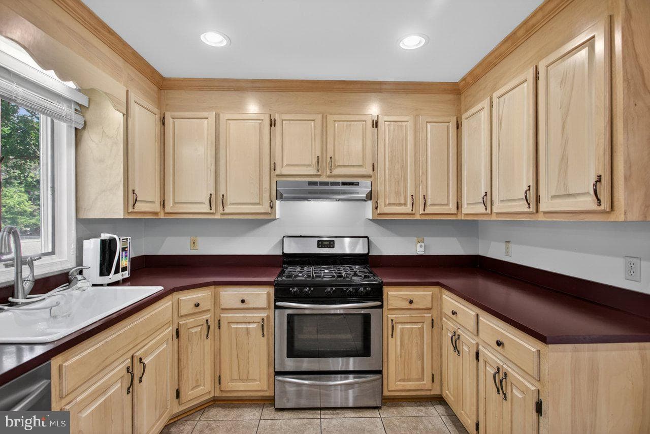 215 Forest Drive photo 14