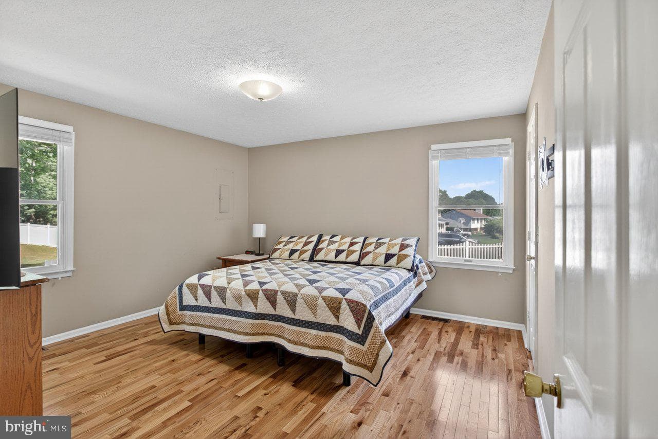 215 Forest Drive photo 20