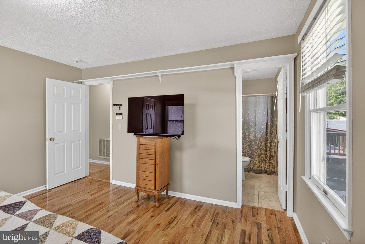 215 Forest Drive photo 22