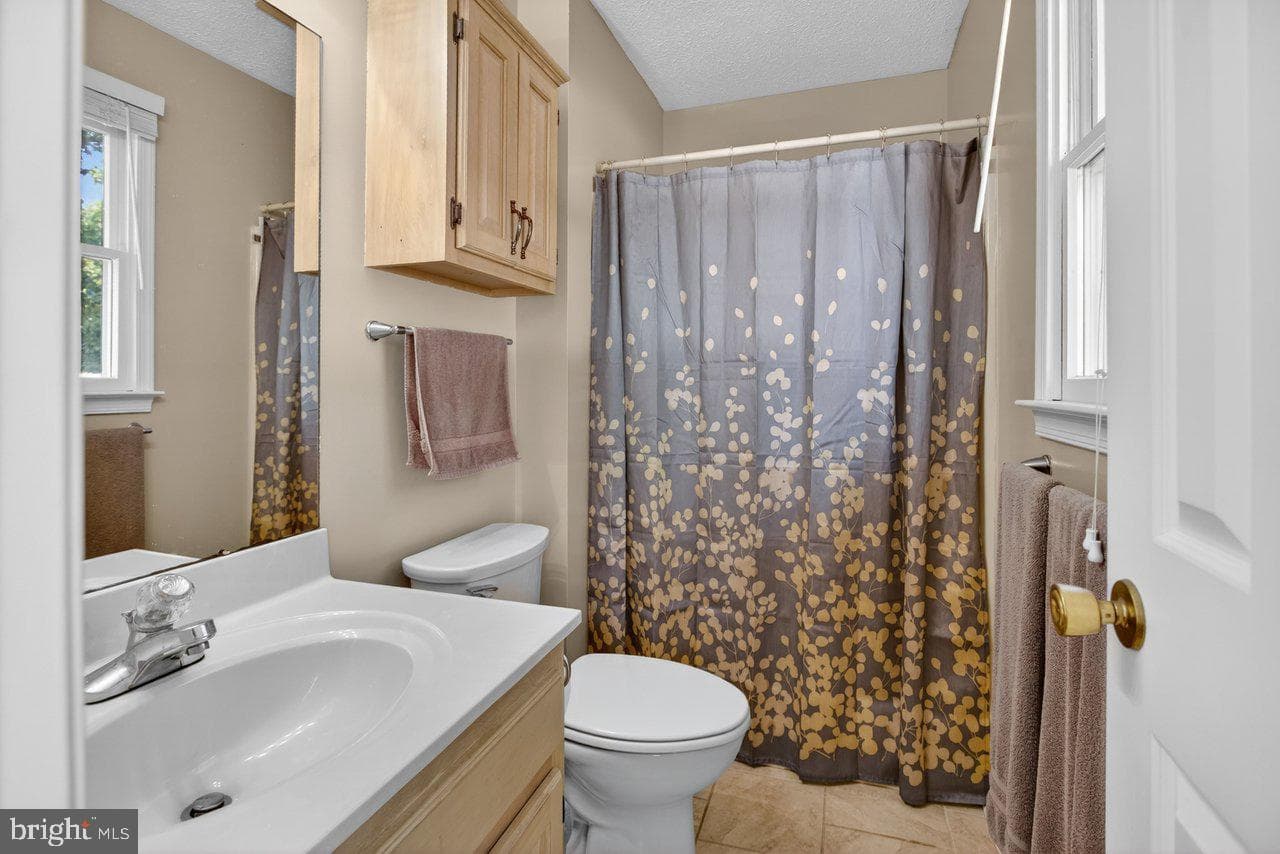 215 Forest Drive photo 23
