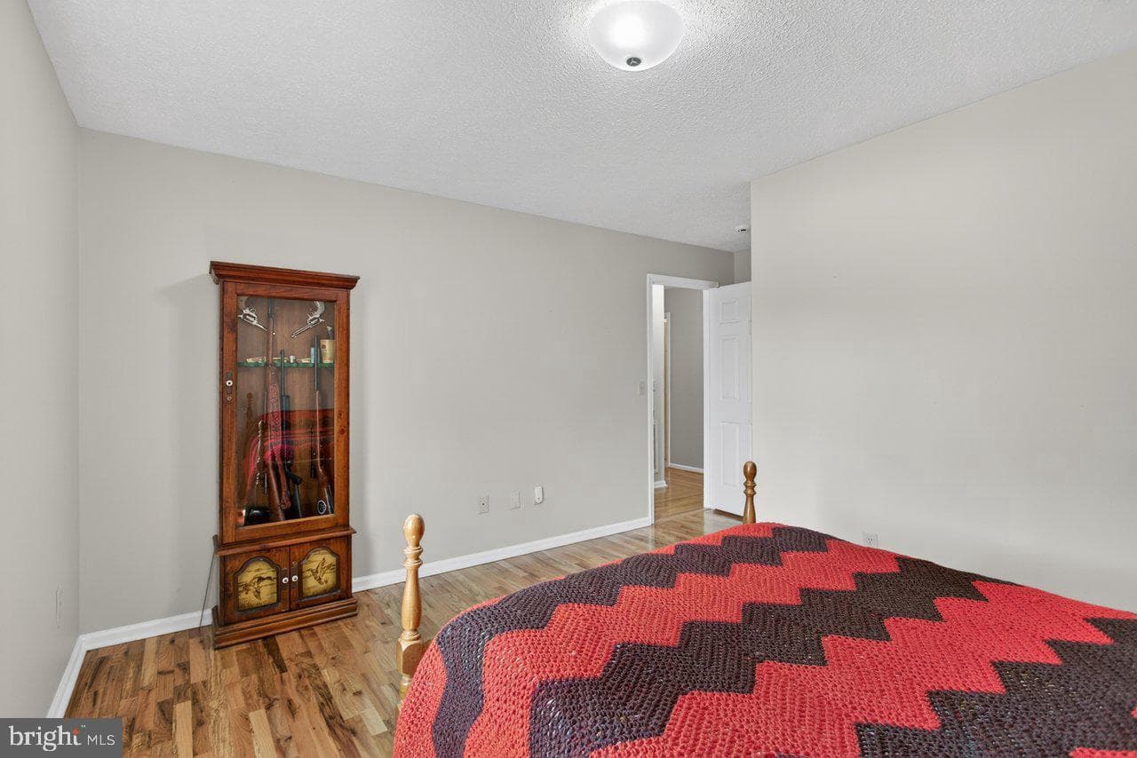 215 Forest Drive photo 28