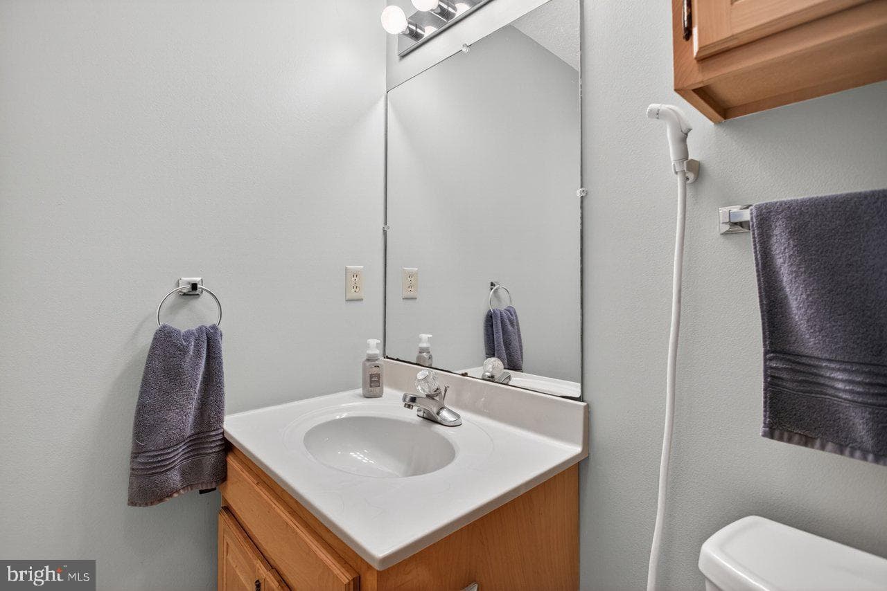 215 Forest Drive photo 32