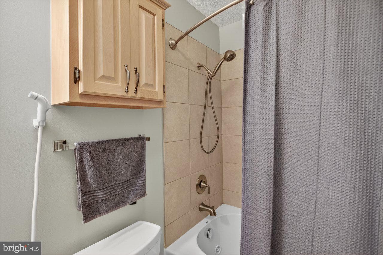 215 Forest Drive photo 33