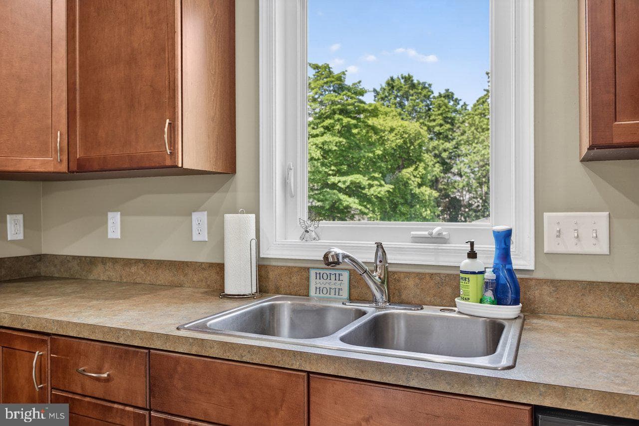 215 Forest Drive photo 46