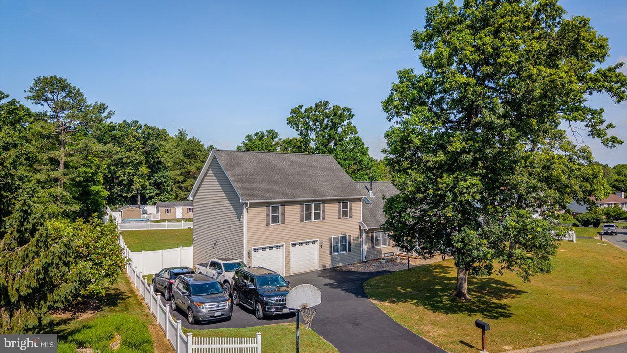 215 Forest Drive photo 57