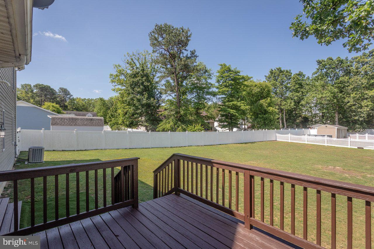 215 Forest Drive photo 60