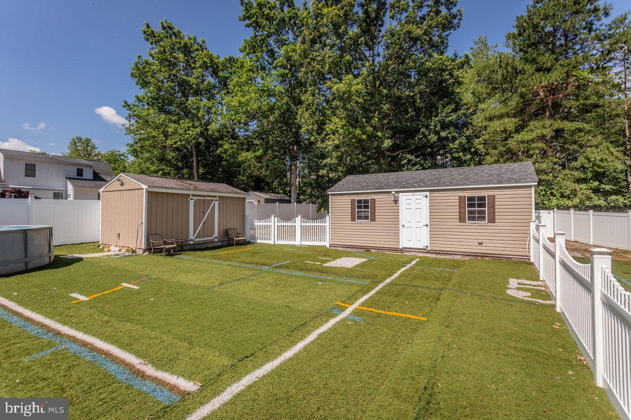 215 Forest Drive photo 65