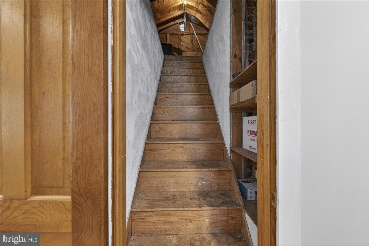 8901 Deekens Street photo 37