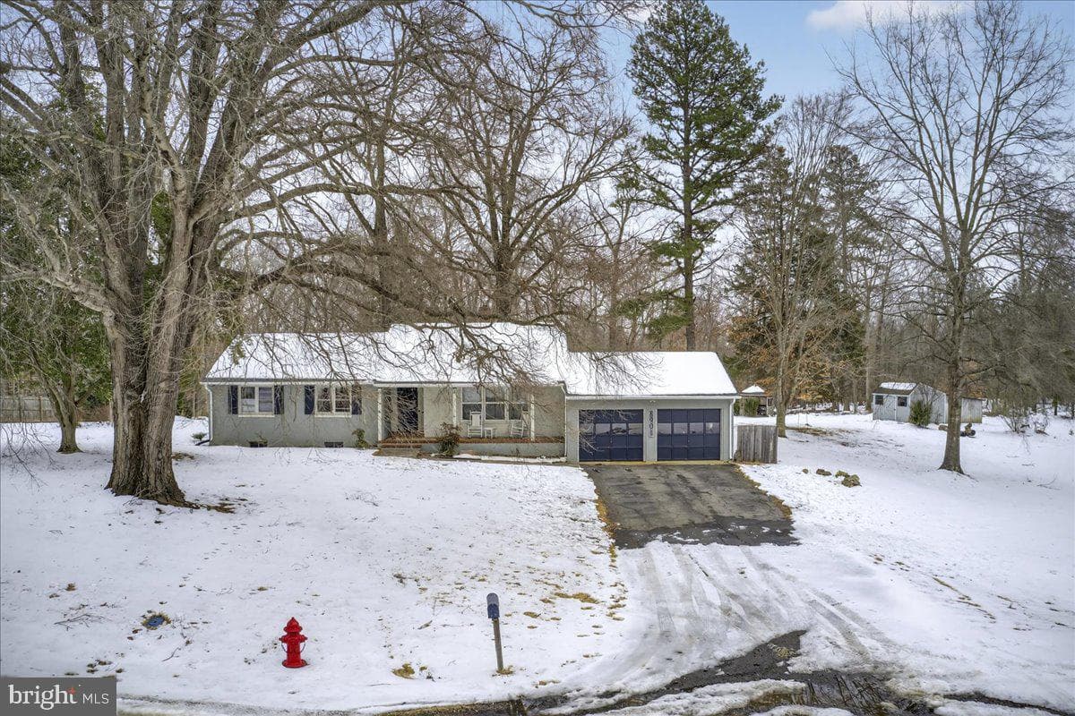 8901 Deekens Street photo 50