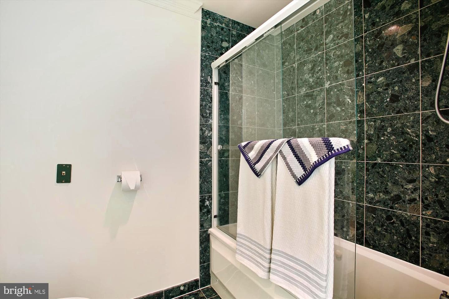 1050 N Stuart Street #800 photo 34