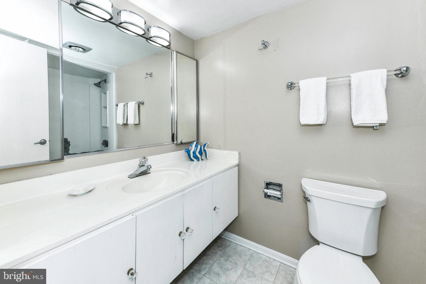 1600 N Oak Street #125 photo 27