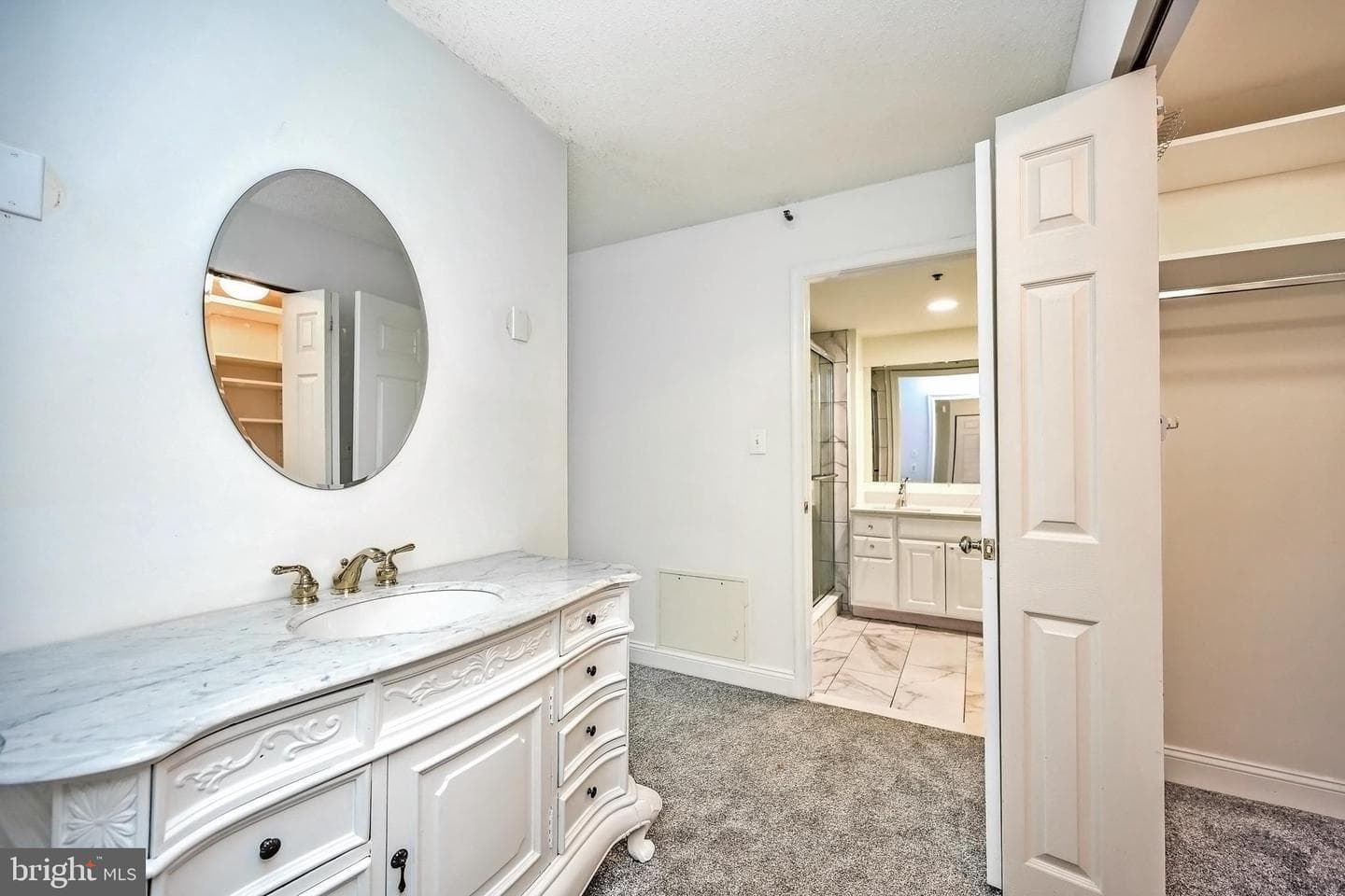 1600 N Oak Street #919 photo 25