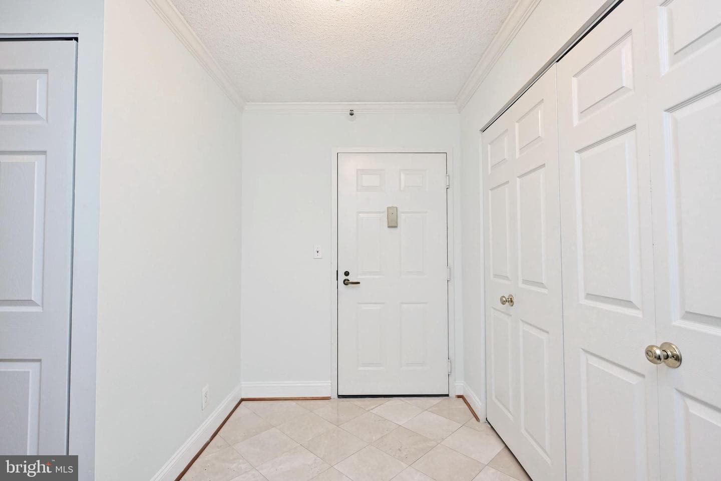 1600 N Oak Street #919 photo 4