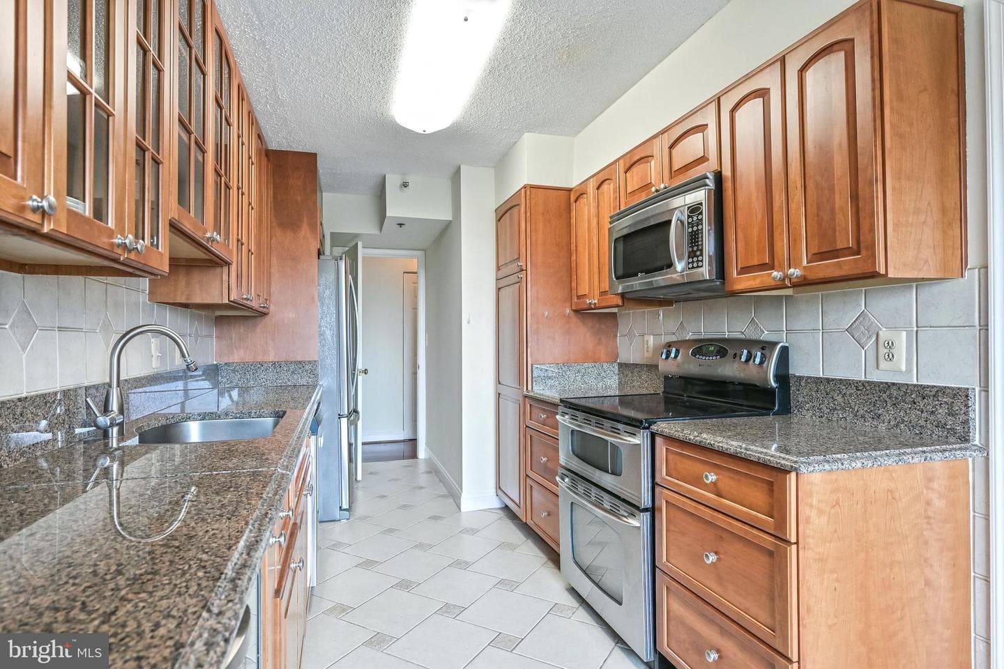 1600 N Oak Street #919 photo 43