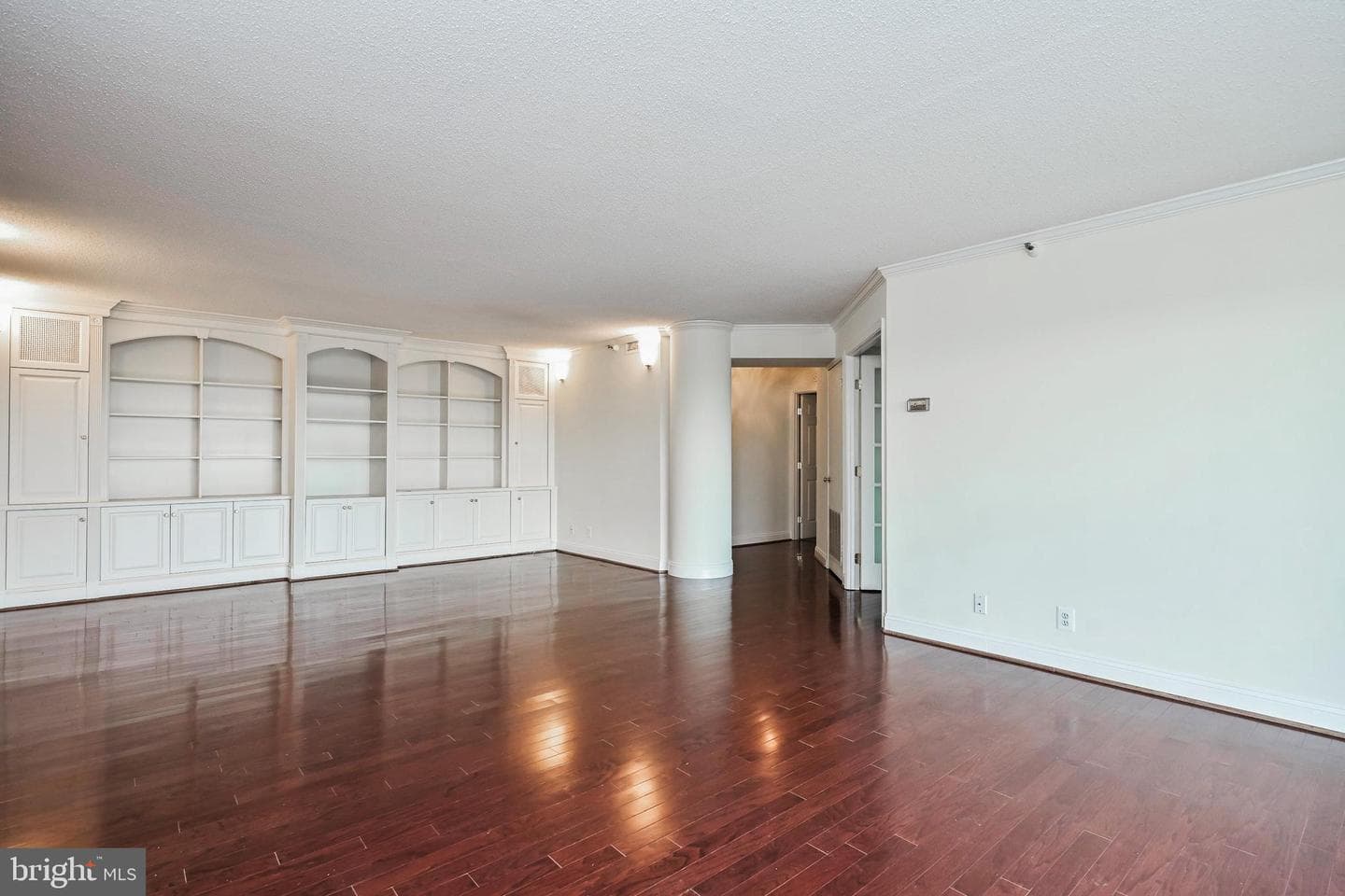 1600 N Oak Street #919 photo 63