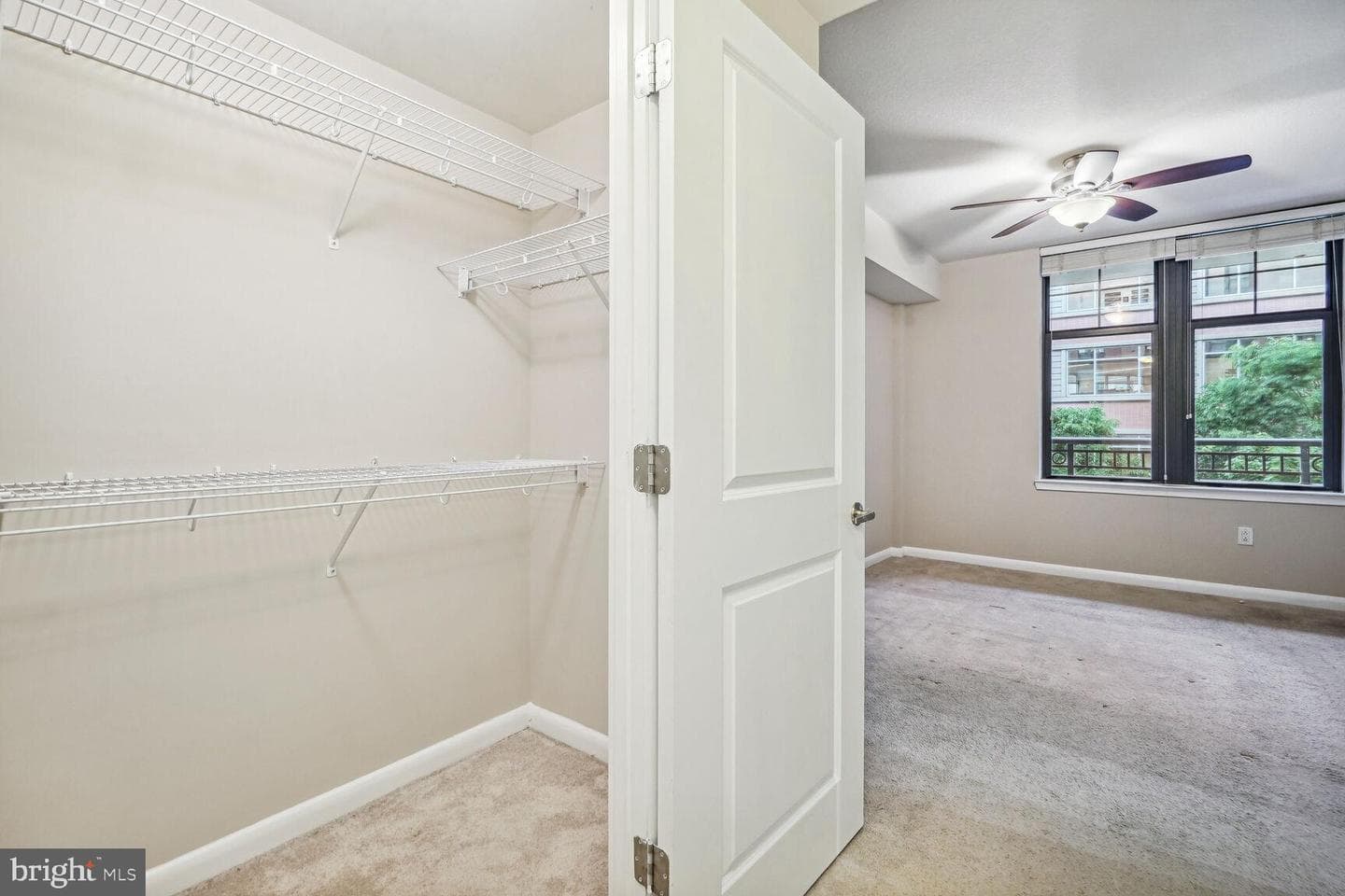 1021 N Garfield Street #320 photo 12