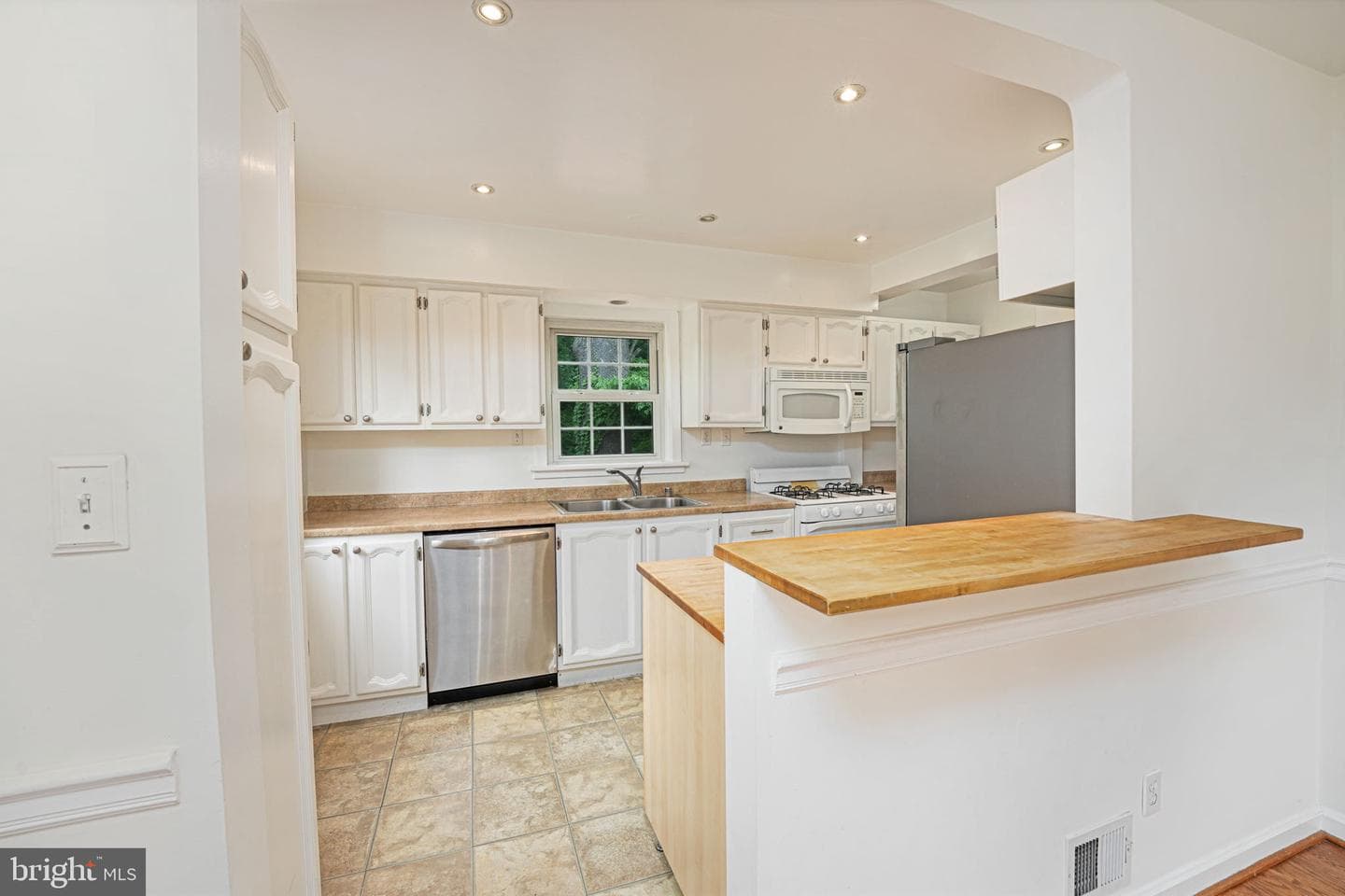 1016 N Quantico Street photo 7