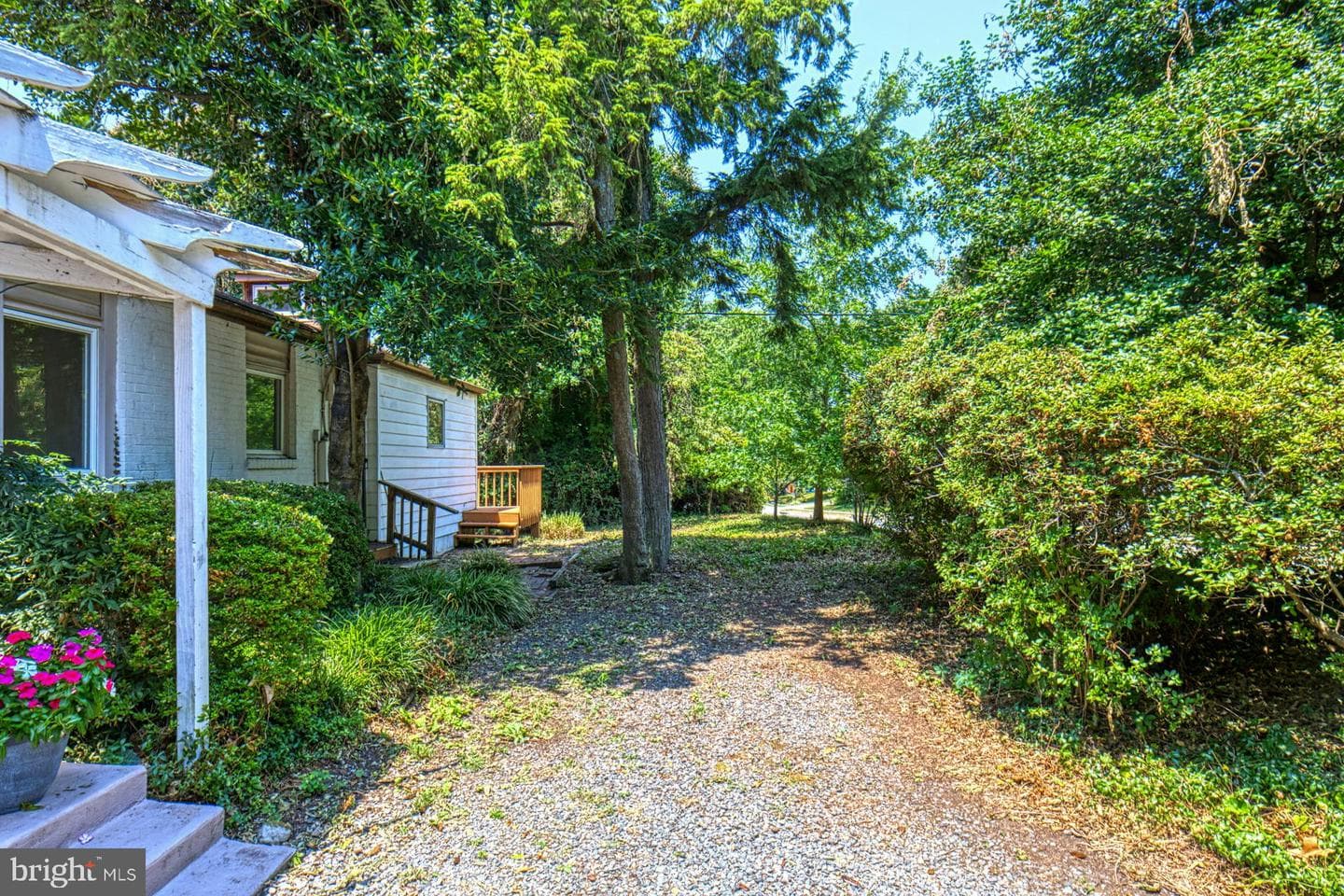 4844 Old Dominion Drive photo 2
