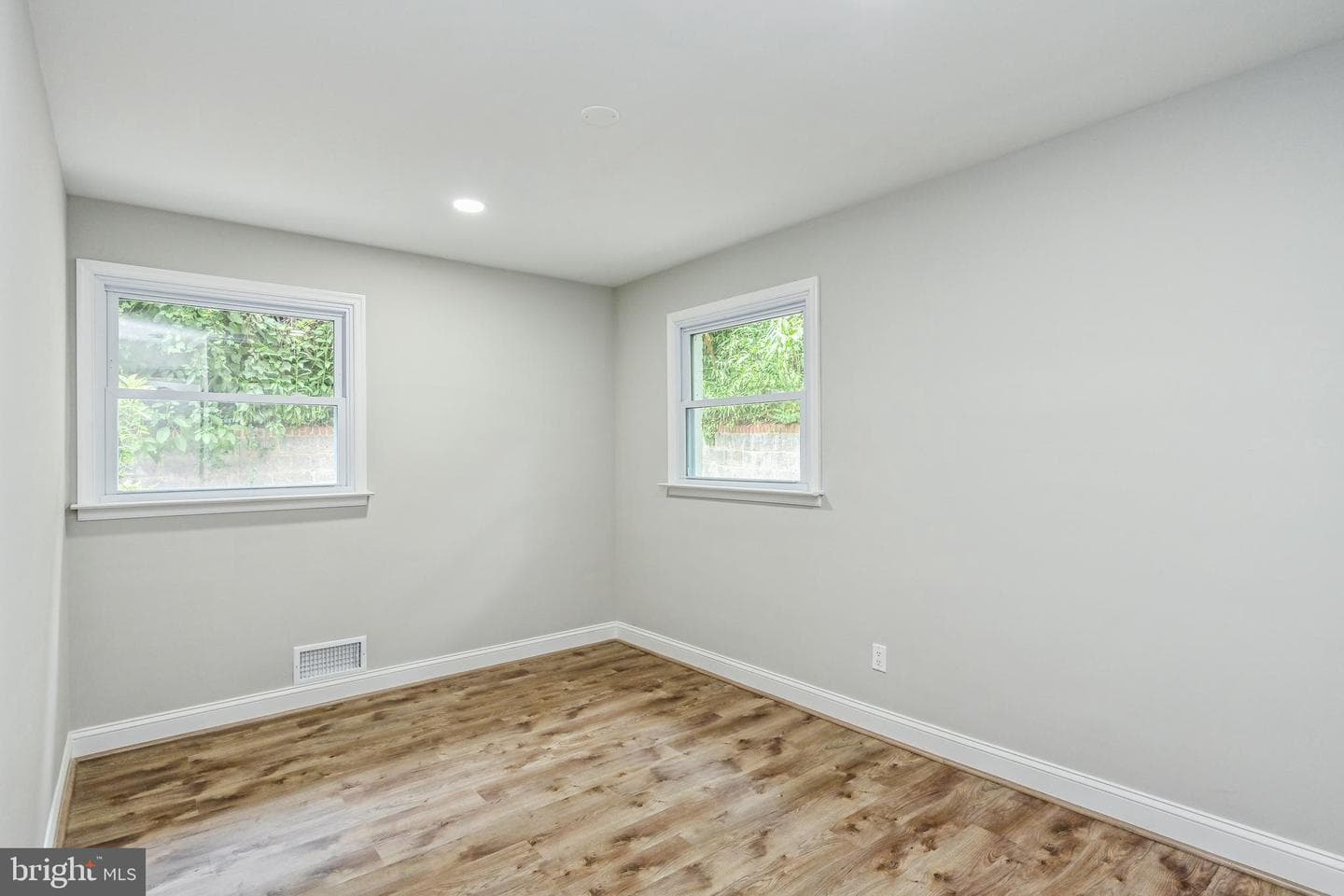 2621 S Inge Street photo 46
