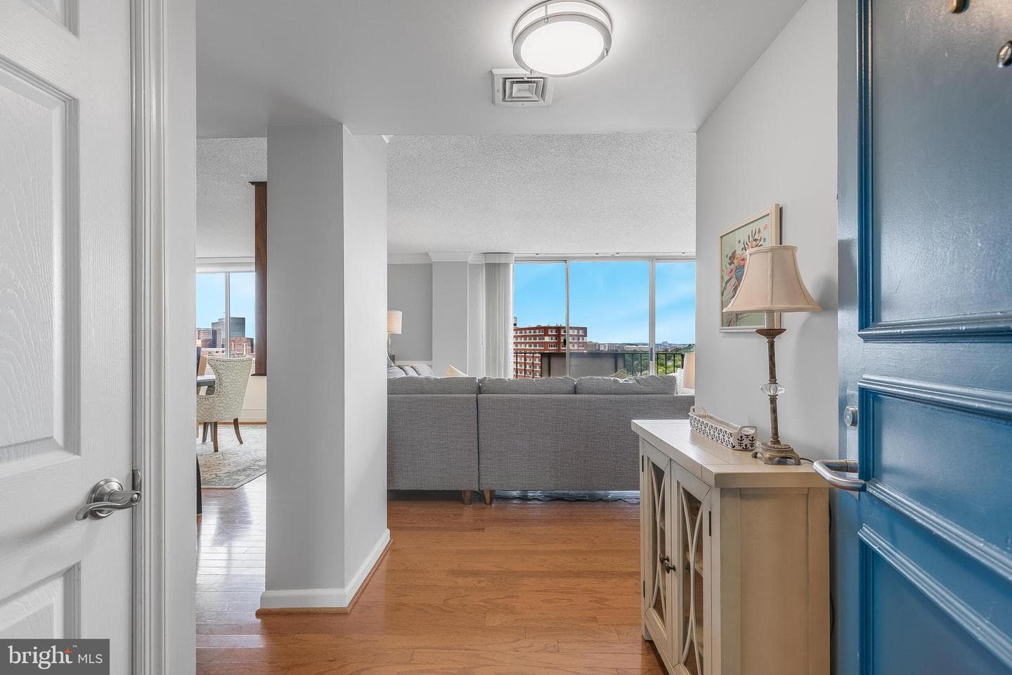 1515 S Arlington Ridge Road #702 photo 3