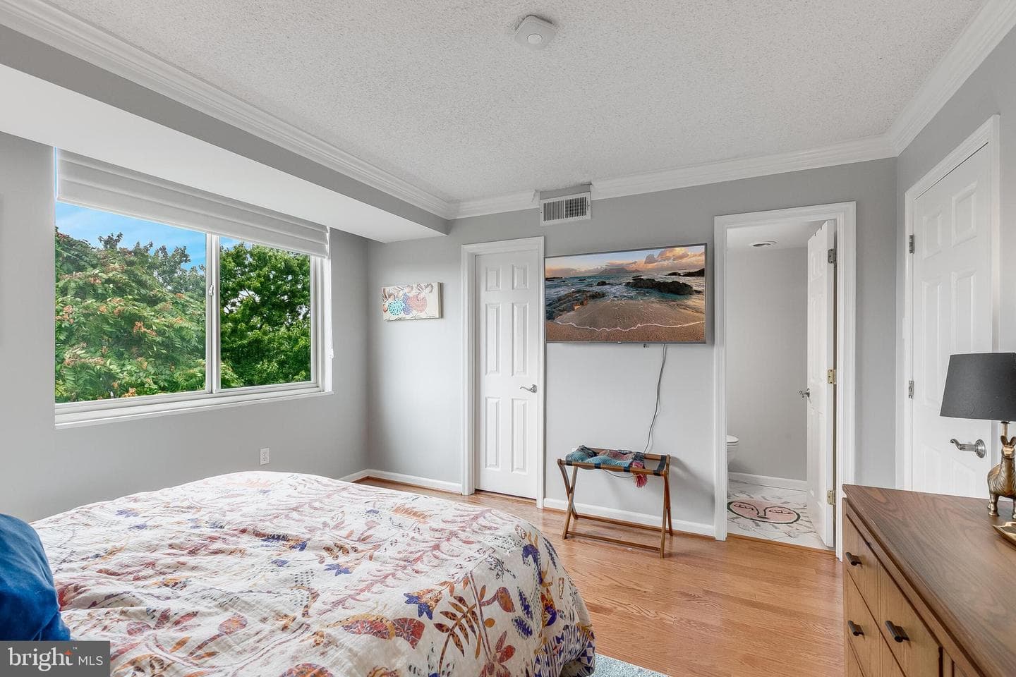 1515 S Arlington Ridge Road #702 photo 38