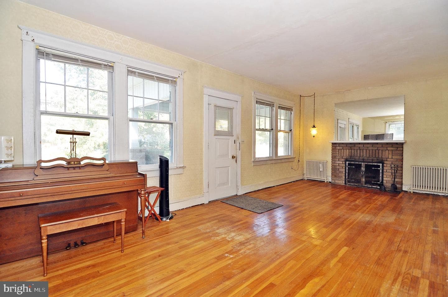 636 25th Street S photo 2